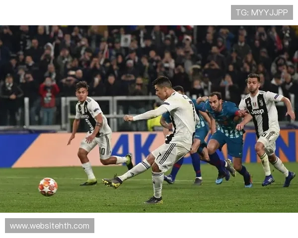 华体会体育全站赞助皇马的合作案例分享及其在体育营销中的成功经验